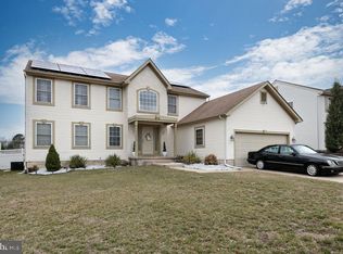 44 Bluestone Cir, Sicklerville, NJ 08081