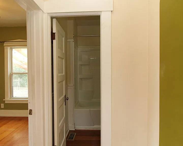 1415 NE 74th Ave — Photo 13
