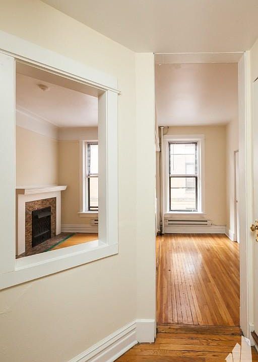 1st image of 428 W Belden Ave #418