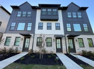 6577 Beacon Dr, Sandy Springs, GA 30328