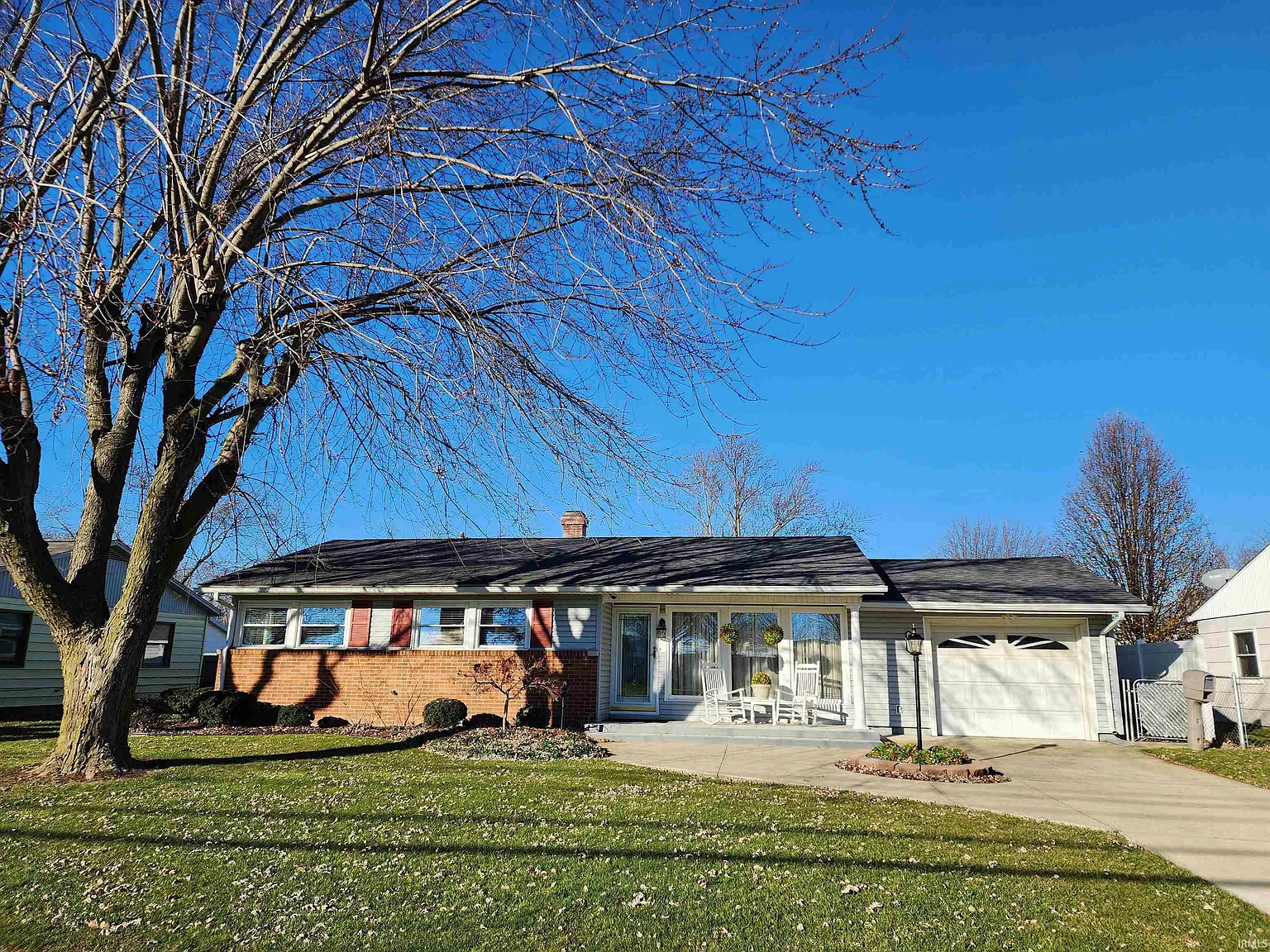 1814 W Kem Rd photo 1