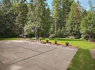 19613 226th Ave NE, Woodinville, WA 98077