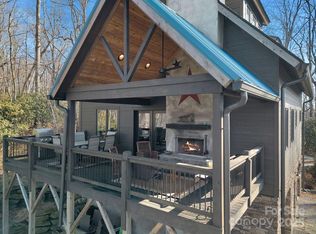 426 Springbrook Ln, Brevard, NC 28712