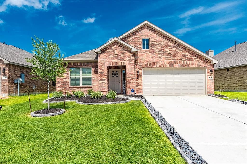 4215 W Bayou Maison Cir, Dickinson, TX 77539 MLS 73281230 Zillow