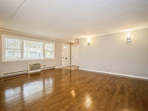 3rd image of 1345 1st St #1345