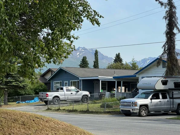 4026 E 6th Ave, Anchorage, AK 99508