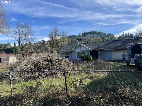 1161 Curtin Rd, Cottage Grove, OR 97424