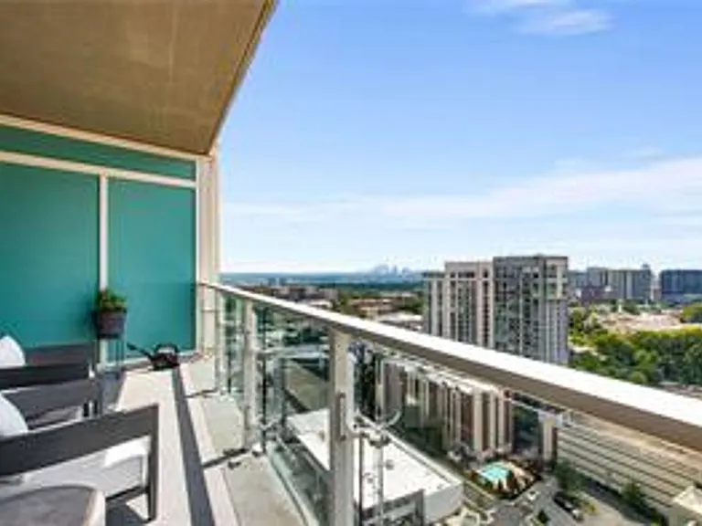 3325 Piedmont Rd NE #2205 — Photo 40