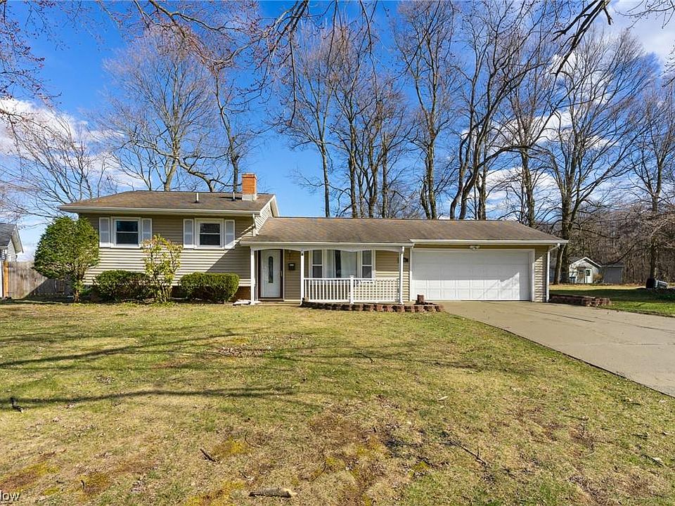 1st image of 16 Bob White Ct