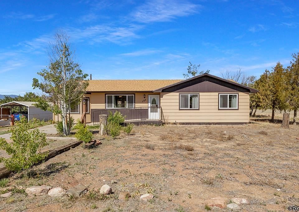 1st image of 135 Garden Dr