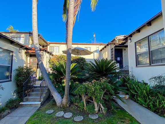 4th image of 8437.5 La Mesa Blvd Unit B