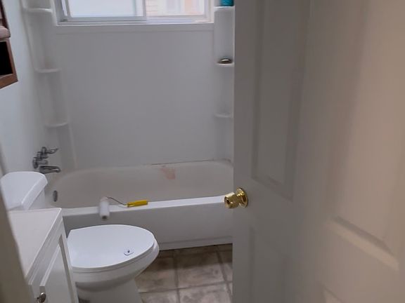 5th image of 8035 Birch St