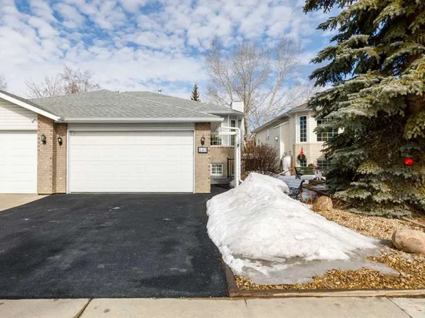 145 S Doran Cres, Red Deer, AB T4R 2M8