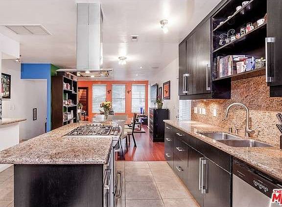 5th image of 8839 Cynthia St APT 9