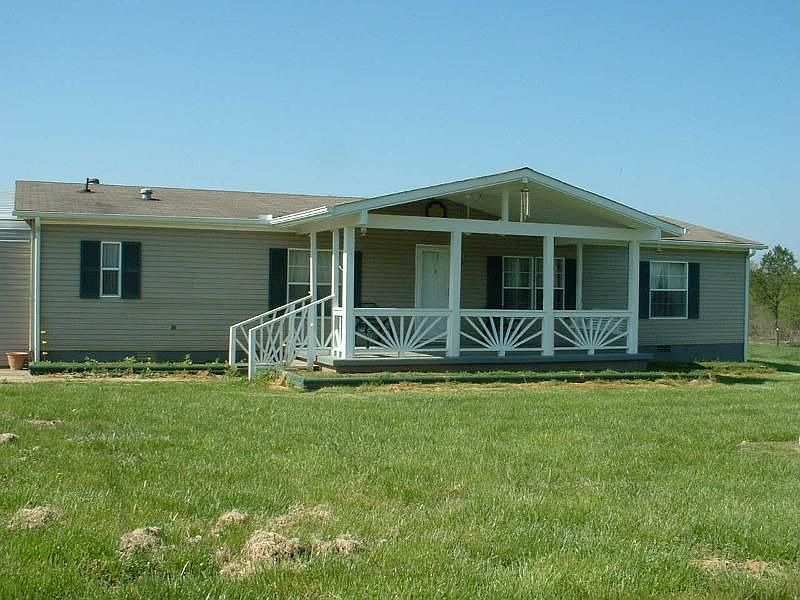 1st image of 445 Rolling Oak Dr