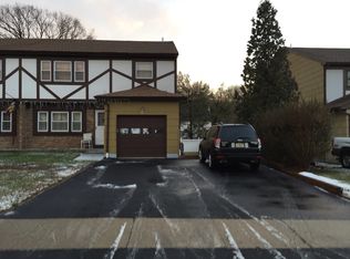 27 Oxford Rd, Wharton, NJ 07885