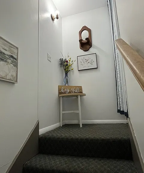 717 E 92nd St #1 — Photo 4