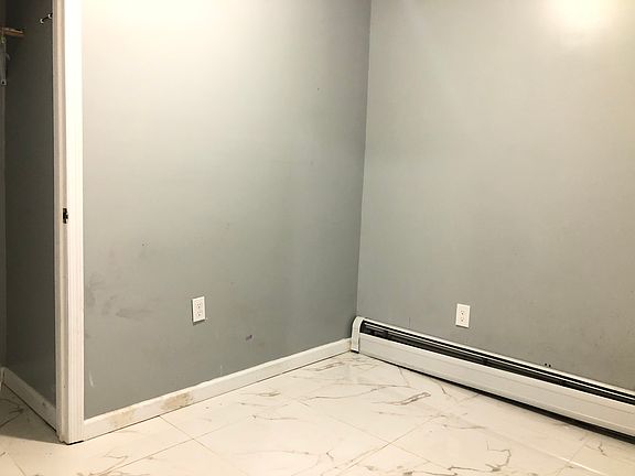 5th image of 35 Oak St #B1e