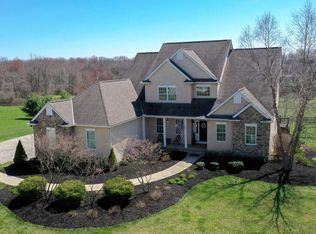 114 Hidden Dale Dr, Johnstown, OH 43031