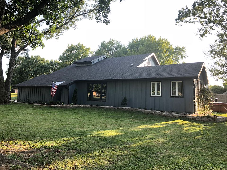Front of the house 