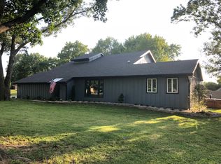 3001 Majestic Dr, Independence, KS 67301