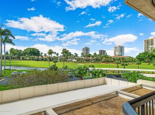 1900 Consulate Pl APT 105, West Palm Beach, FL 33401