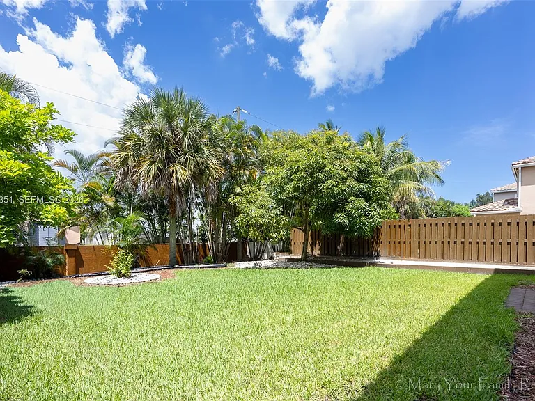 3841 Aspen Leaf Dr — Photo 27