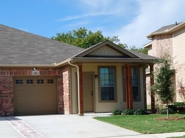 315 Orbit Dr, Lavon, TX 75166
