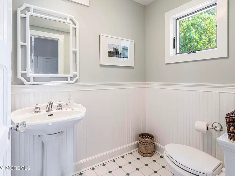604 Rankin Rd — Photo 19