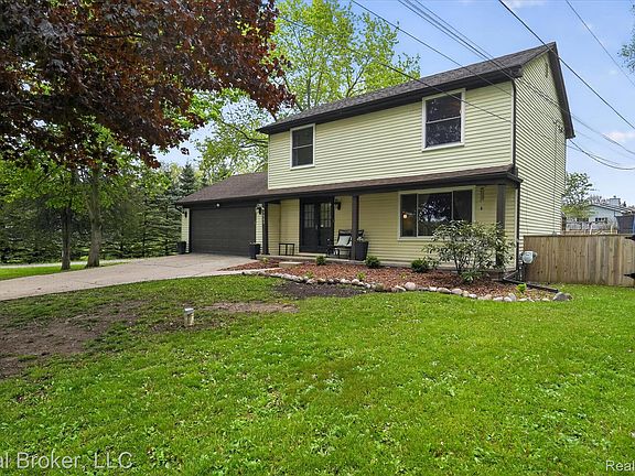 2nd image of 3885 Morgan Rd