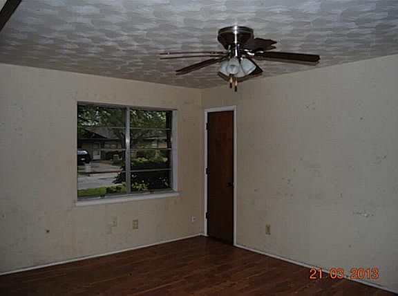 2nd image of 1103 S Carlton St