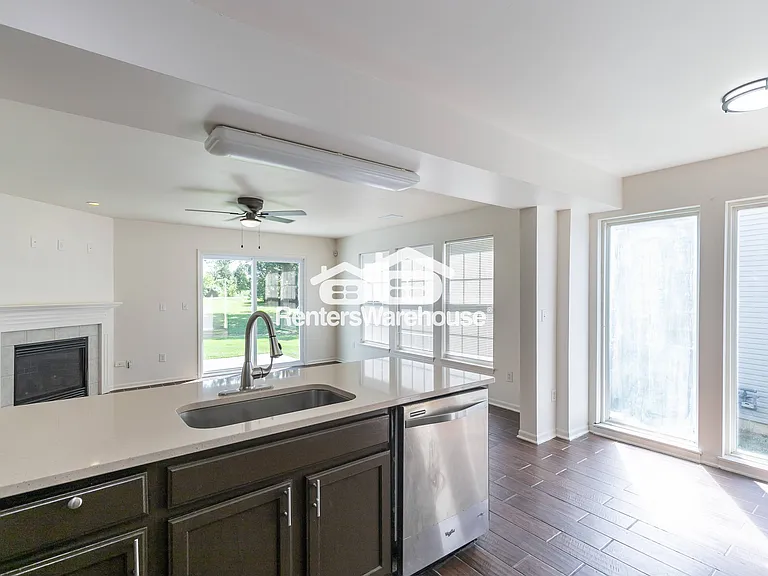 8127 N Lawn Ave — Photo 13
