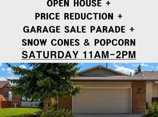 7715 N 67th Ave NW, Calgary, AB T3B4P2