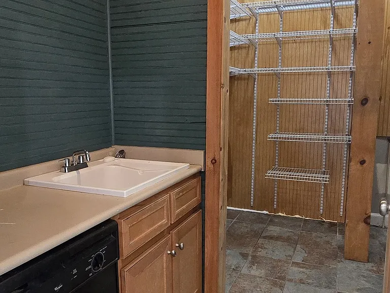 712 Stonewall St — Photo 24