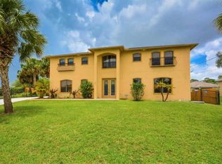 2073 SW Hobby Ct, Port Saint Lucie, FL 34953