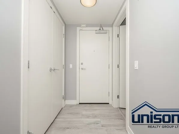 222 Riverfront Ave SW, Calgary, AB