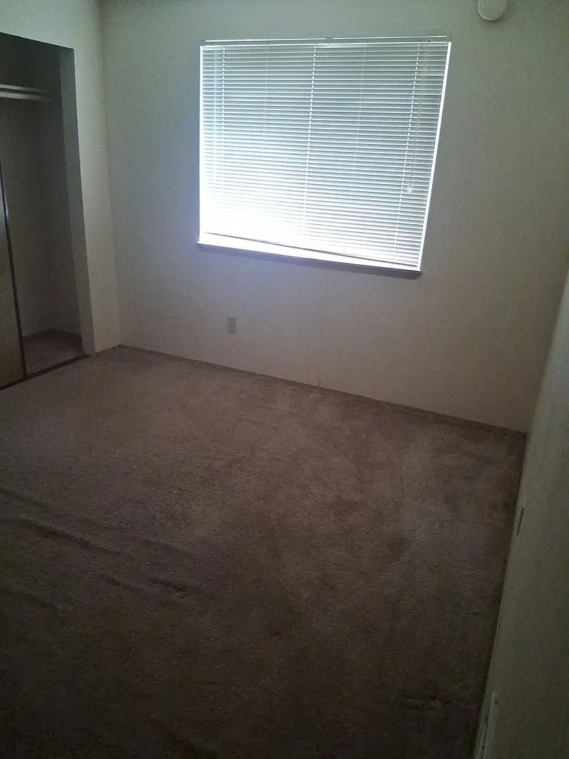 37th Street Apartments — Photo 3