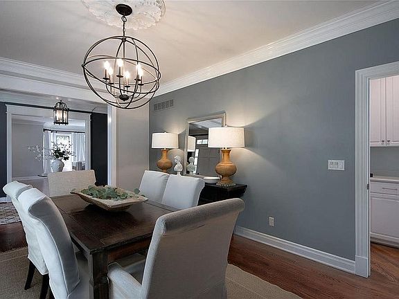 4th image of 1339 Litzsinger Woods Ln