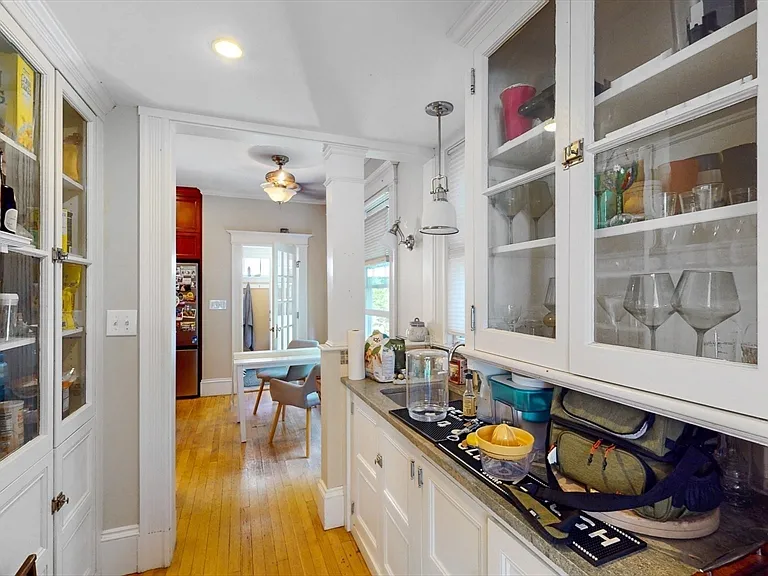 104 Englewood Ave — Photo 12