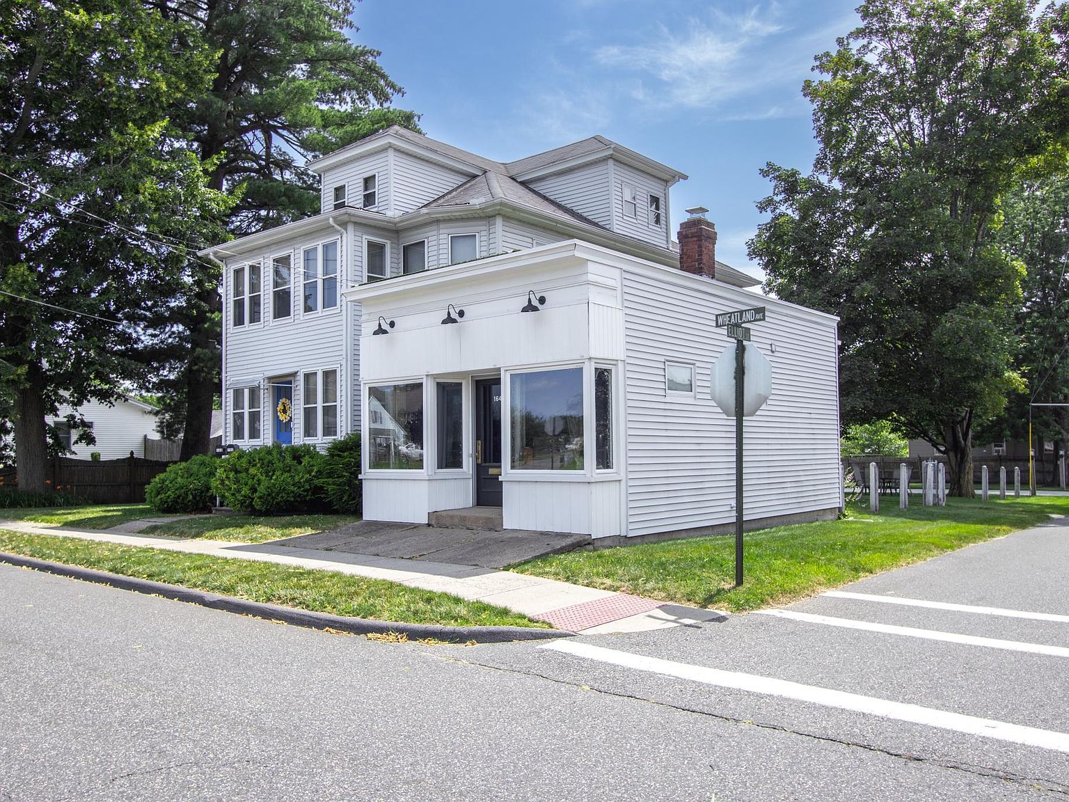 168 Wheatland Ave #2, Chicopee, MA 01020 | Zillow