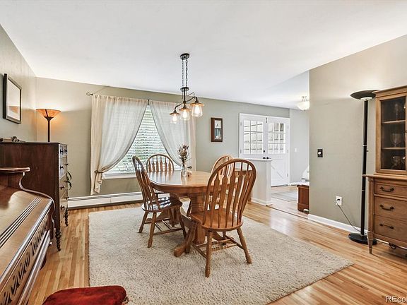 5th image of 2489 S Brentwood Street