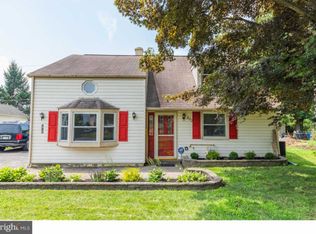 423 Manor Rd, Hatboro, PA 19040