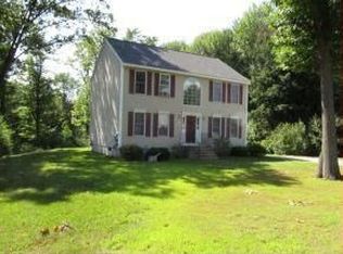 21 Peaslee Dr, Pembroke, NH 03275