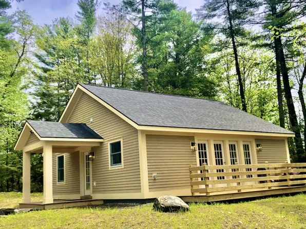 434 State Route 15 W, Morrisville, VT 05661