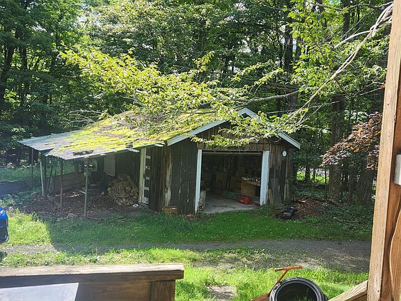 4th image of 375 Aden Hill Road