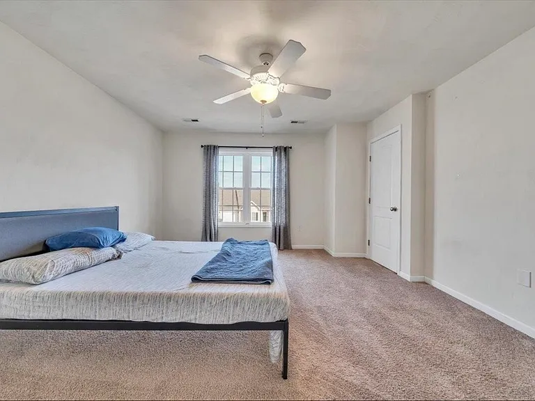 6810 Village Green Dr — Photo 18