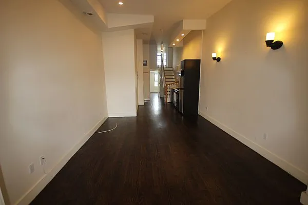 Rented by Nooklyn NYC LLC | media 22