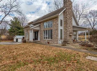 405 S Cave Rd, Bloomington, IN 47403