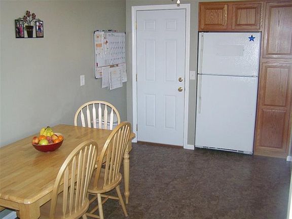 4th image of 2565 Vayview Dr