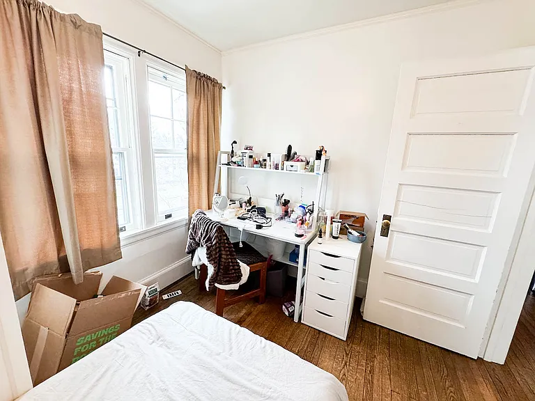 118 Wait Ave — Photo 24